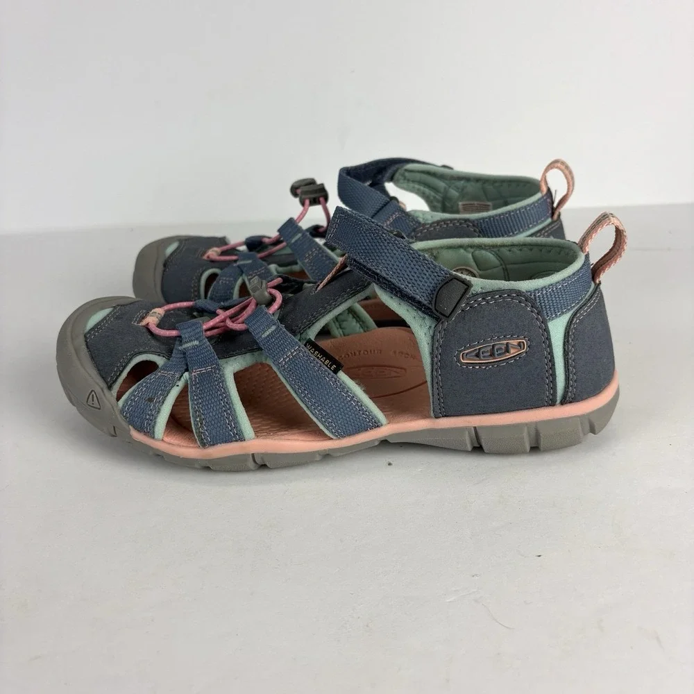 Keen CNX Blue Pink Pull-On Washable Sport Sandals Shoes women's size 6